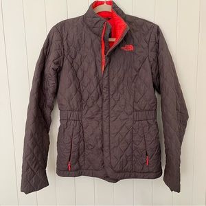 The North Face light puff jacket - Sz M